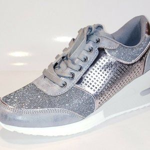 Anjou Femme Footwear in Silver wedge heel sz 9 US